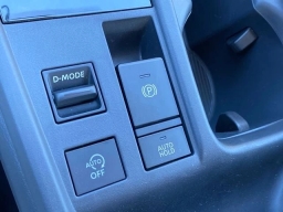 Nissan Sentra SR Sedan 2026