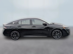 Nissan Sentra SR Sedan 2026