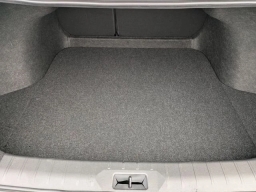 Nissan Sentra SR Sedan 2026