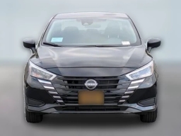 Nissan Versa S CVT 2025