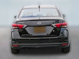 Nissan Versa S CVT 2025