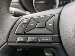 Nissan Versa S CVT 2025