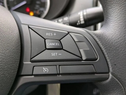 Nissan Versa S CVT 2025