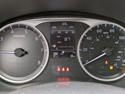 Nissan Versa S CVT 2025