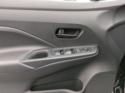 Nissan Versa S CVT 2025