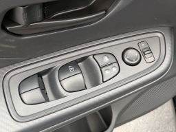 Nissan Versa S CVT 2025