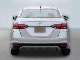 Nissan Versa S CVT 2025