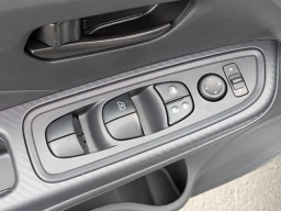 Nissan Versa S CVT 2025