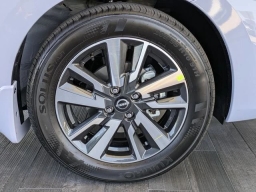 Nissan Versa SV CVT 2025