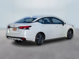 Nissan Versa SV CVT 2025