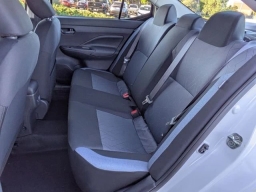 Nissan Versa SV CVT 2025