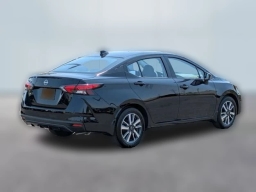 Nissan Versa SV CVT 2025