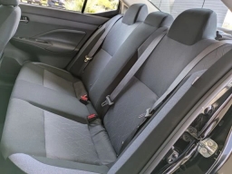 Nissan Versa SV CVT 2025