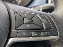 Nissan Versa SV CVT 2025