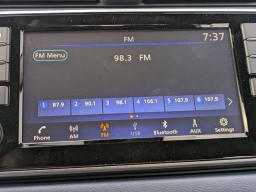 Nissan Versa SV CVT 2025