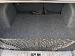 Nissan Versa SV CVT 2025