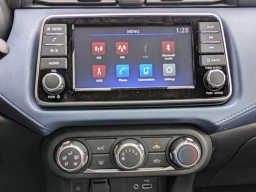 Nissan Versa SV CVT 2025