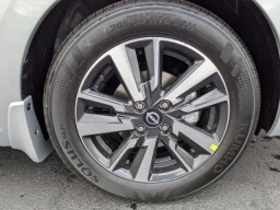 Nissan Versa SV CVT 2025