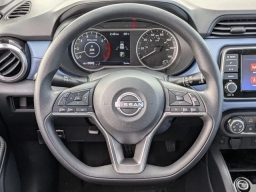 Nissan Versa SV CVT 2025