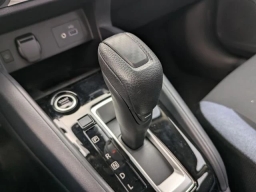 Nissan Versa SV CVT 2025