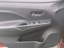 Nissan Versa SV CVT 2025