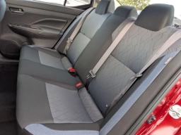 Nissan Versa SV CVT 2025