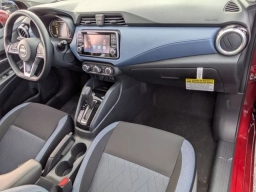 Nissan Versa SV CVT 2025