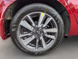 Nissan Versa SV CVT 2025