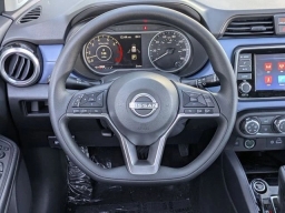 Nissan Versa SV CVT 2025
