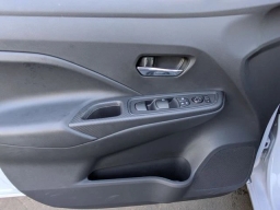 Nissan Versa SV CVT 2025