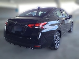 Nissan Versa SV CVT 2025