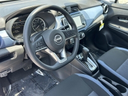 Nissan Versa SV CVT 2025