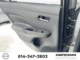 Nissan Versa SV CVT 2025