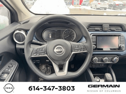 Nissan Versa SV CVT 2025