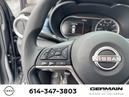 Nissan Versa SV CVT 2025