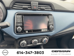 Nissan Versa SV CVT 2025