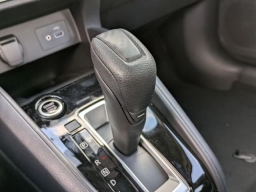 Nissan Versa SV CVT 2025