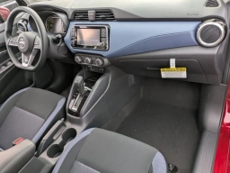 Nissan Versa SV CVT 2025