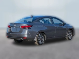 Nissan Versa SV CVT 2025