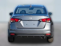 Nissan Versa SV CVT 2025