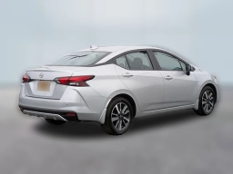 Nissan Versa SV CVT 2025