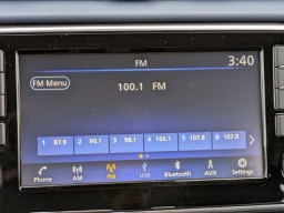 Nissan Versa SV CVT 2025