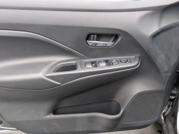 Nissan Versa SV CVT 2025