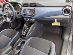 Nissan Versa SV CVT 2025