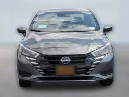 Nissan Versa SV CVT 2025