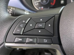 Nissan Versa SV CVT 2025