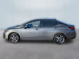 Nissan Versa SV CVT 2025