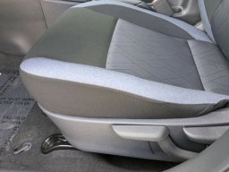 Nissan Versa SV CVT 2025