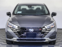 Nissan Versa SR CVT 2025