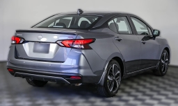 Nissan Versa SR CVT 2025